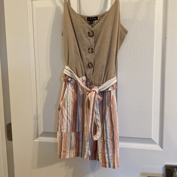 Romper - Picture 2 of 5